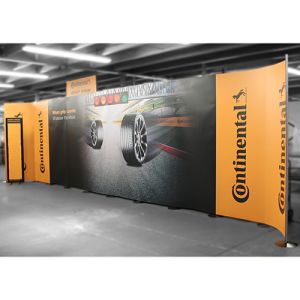 10m wide streamline exhibition stand with curved end panels