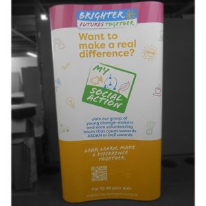 3x1 basic pop up stand display with 3 printed panels